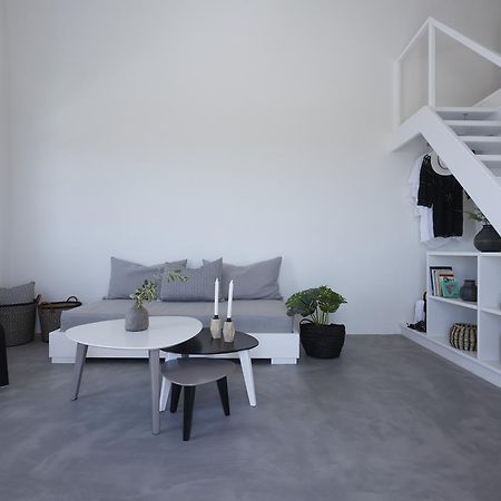 Red Rock Villas Akrotírion Eksteriør bilde