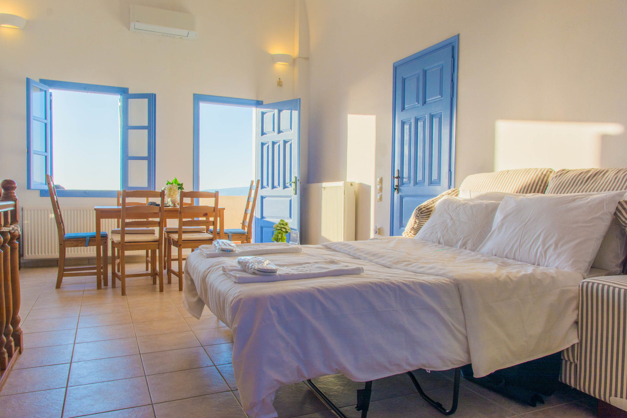 Red Rock Villas Akrotírion Eksteriør bilde